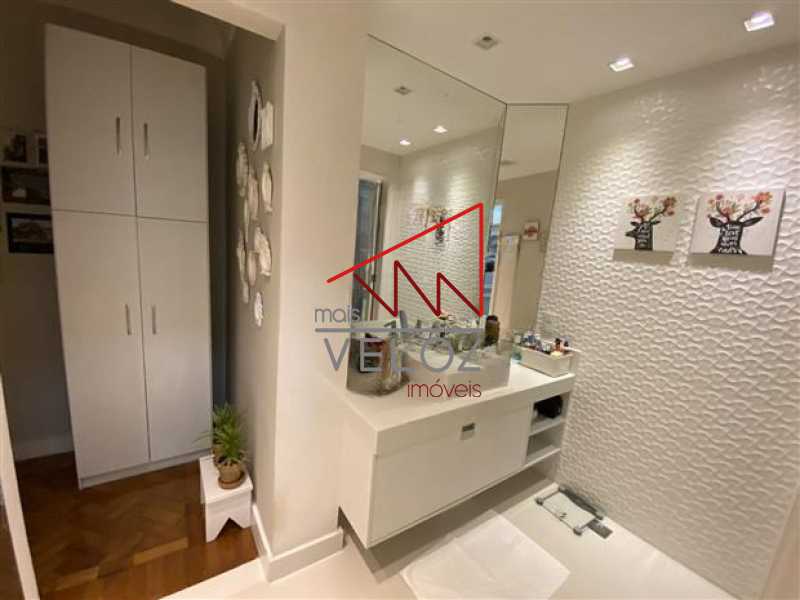 Apartamento à venda com 6 quartos, 400m² - Foto 17