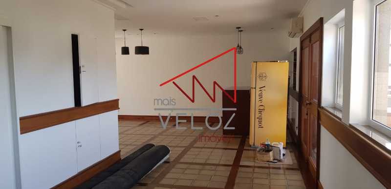 Cobertura à venda com 2 quartos, 360m² - Foto 12