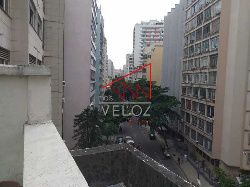 Apartamento à venda com 3 quartos, 135m² - Foto 1