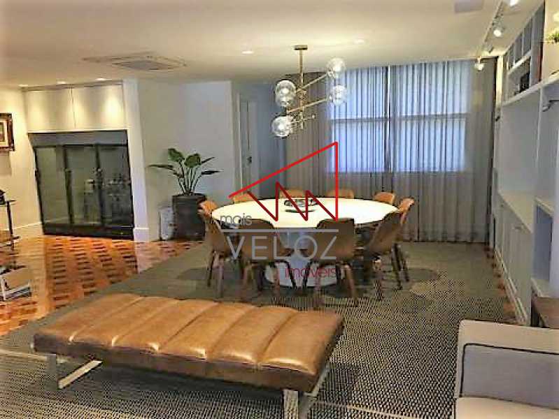 Apartamento à venda com 4 quartos, 250m² - Foto 2