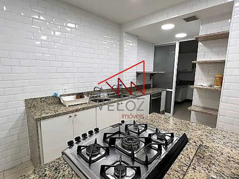 Apartamento à venda com 4 quartos, 250m² - Foto 14