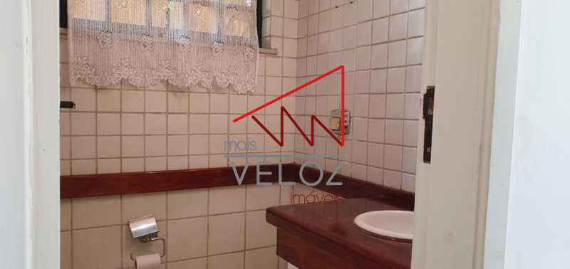 Casa de Vila à venda com 4 quartos, 202m² - Foto 12