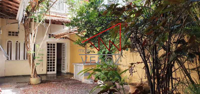 Casa de Vila à venda com 4 quartos, 202m² - Foto 26