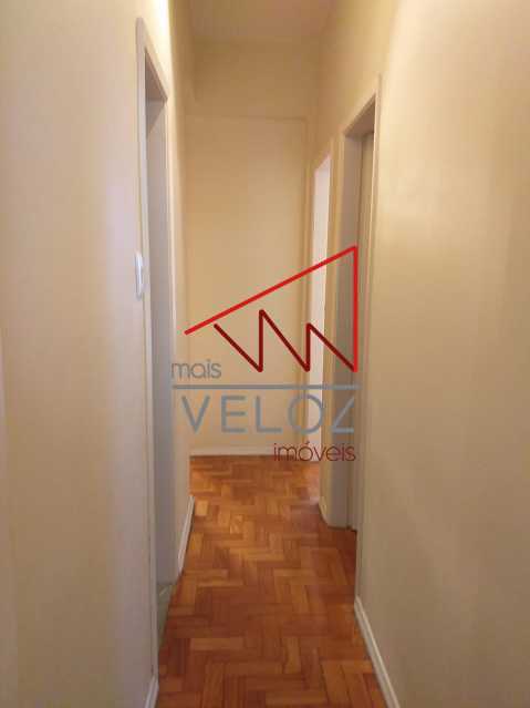 Apartamento à venda com 3 quartos, 95m² - Foto 9