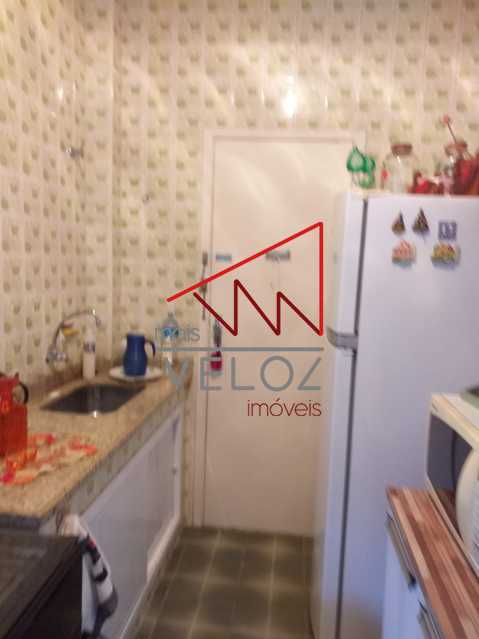 Apartamento à venda com 3 quartos, 95m² - Foto 19