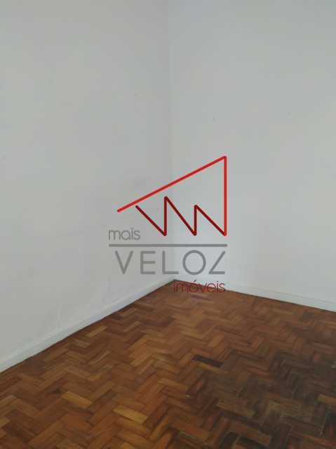 Apartamento à venda com 1 quarto, 40m² - Foto 4