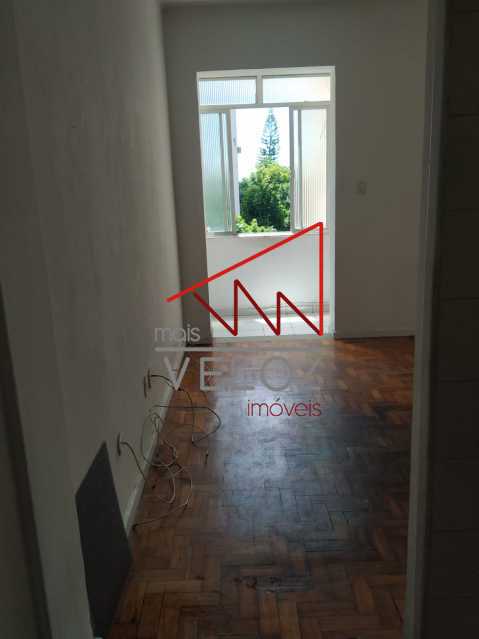 Apartamento à venda com 1 quarto, 40m² - Foto 10