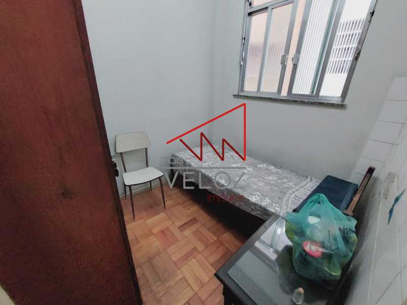 Apartamento à venda com 2 quartos, 76m² - Foto 2