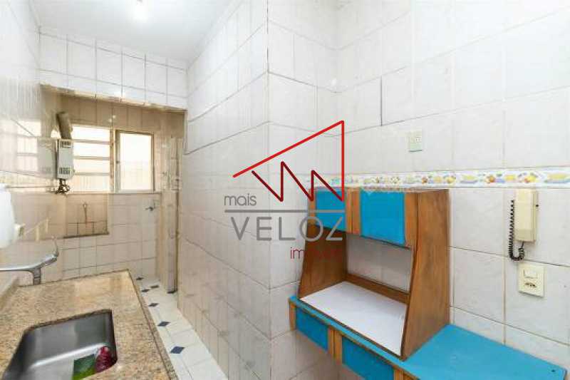 Apartamento à venda com 2 quartos, 75m² - Foto 8