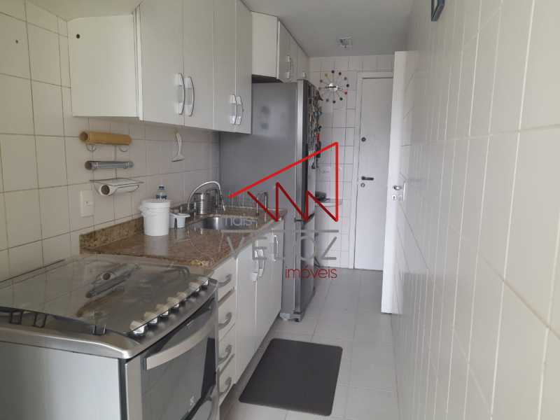 Apartamento à venda com 3 quartos, 90m² - Foto 15