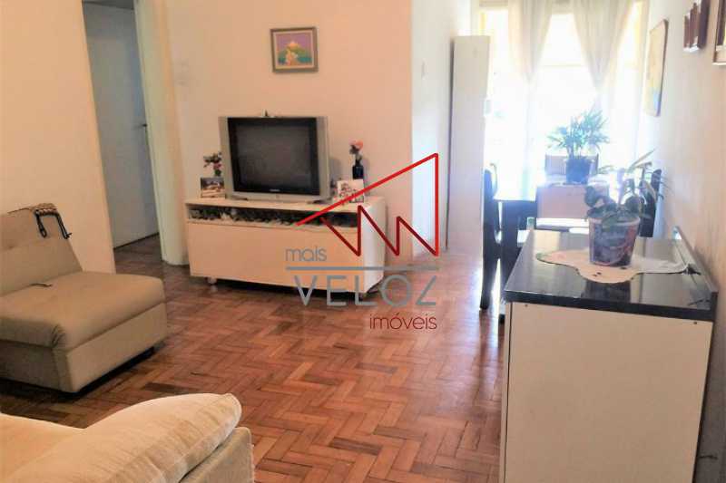 Apartamento à venda com 1 quarto, 47m² - Foto 2