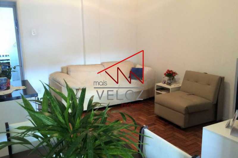 Apartamento à venda com 1 quarto, 47m² - Foto 3