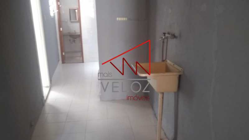 Casa à venda com 6 quartos, 240m² - Foto 17