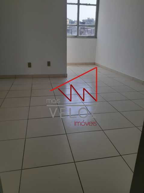 Apartamento à venda com 3 quartos, 94m² - Foto 1