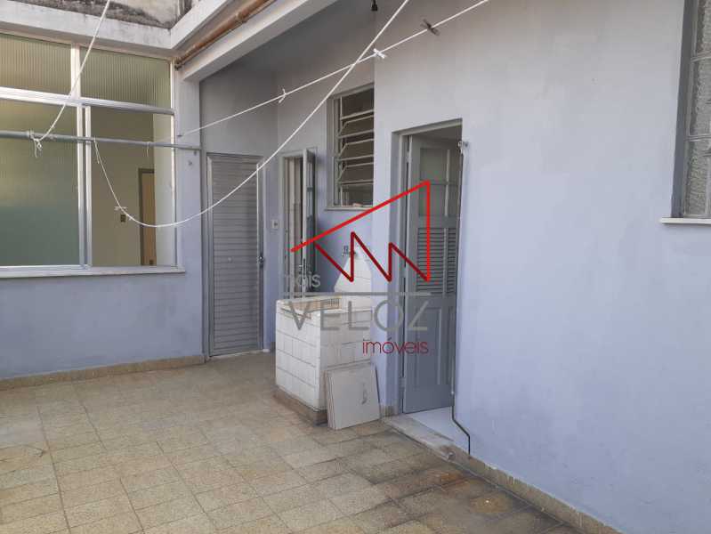 Apartamento à venda com 3 quartos, 94m² - Foto 18