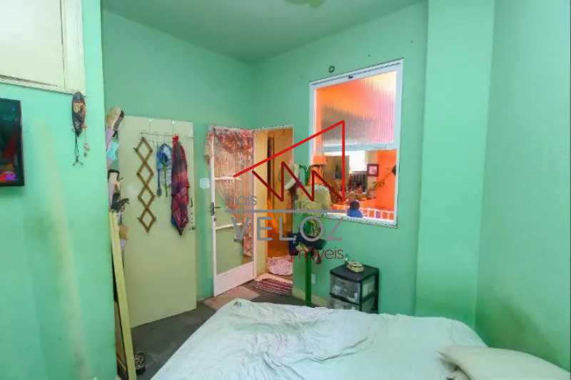 Apartamento à venda com 4 quartos, 200m² - Foto 13