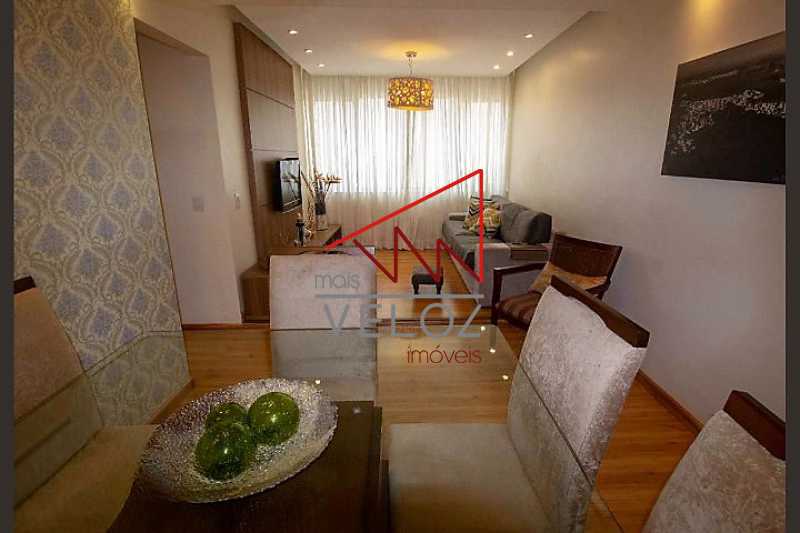 Apartamento à venda com 3 quartos, 85m² - Foto 2