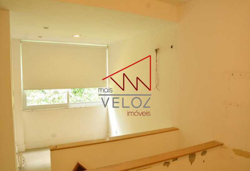 Apartamento à venda com 5 quartos, 130m² - Foto 12