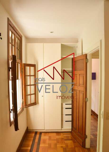 Apartamento à venda com 5 quartos, 130m² - Foto 5