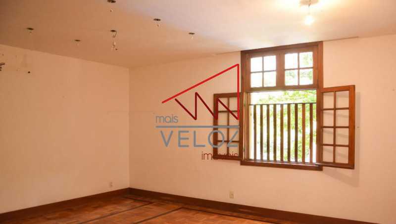 Apartamento à venda com 5 quartos, 130m² - Foto 1