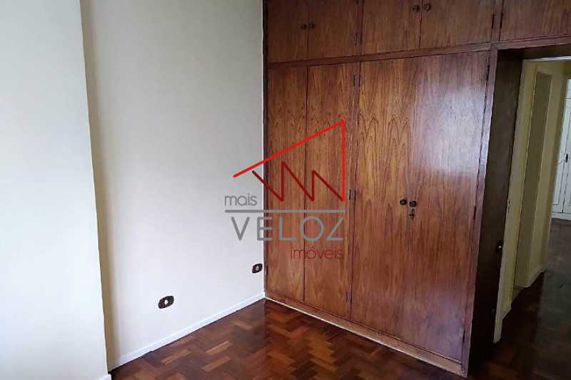 Apartamento à venda com 2 quartos, 64m² - Foto 12