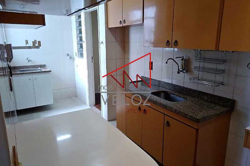 Apartamento à venda com 2 quartos, 64m² - Foto 20