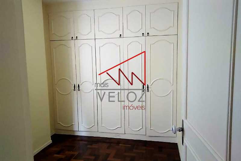 Apartamento à venda com 2 quartos, 64m² - Foto 22