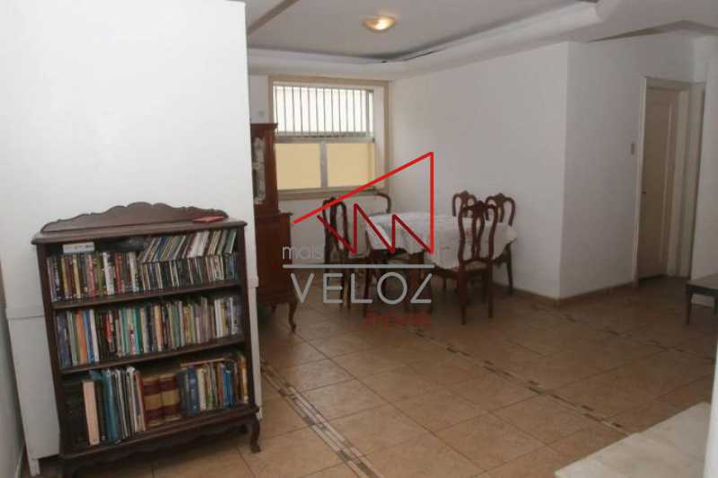 Apartamento à venda com 2 quartos, 80m² - Foto 1