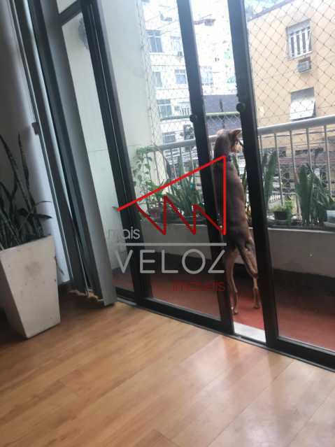 Apartamento à venda com 3 quartos, 108m² - Foto 1