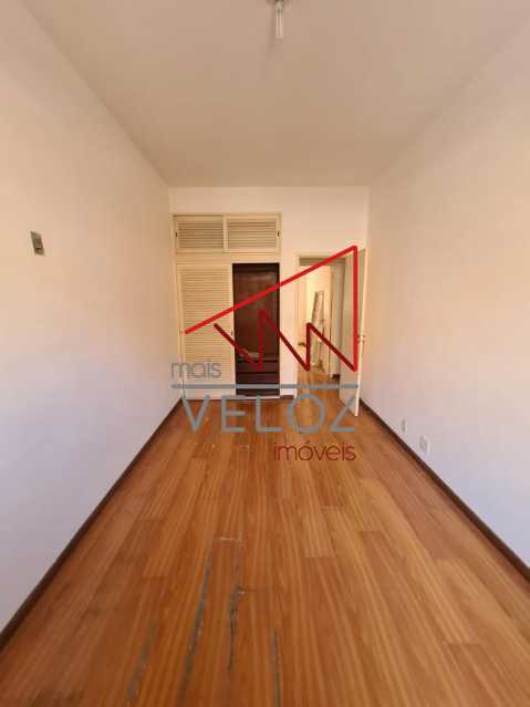 Apartamento à venda com 3 quartos, 108m² - Foto 12