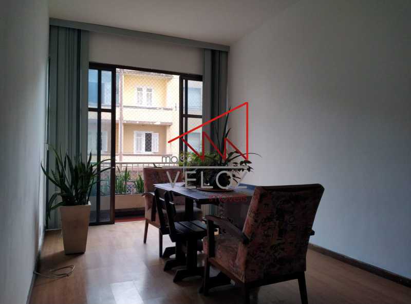 Apartamento à venda com 3 quartos, 108m² - Foto 4