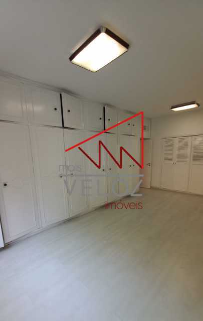 Apartamento à venda com 4 quartos, 300m² - Foto 13