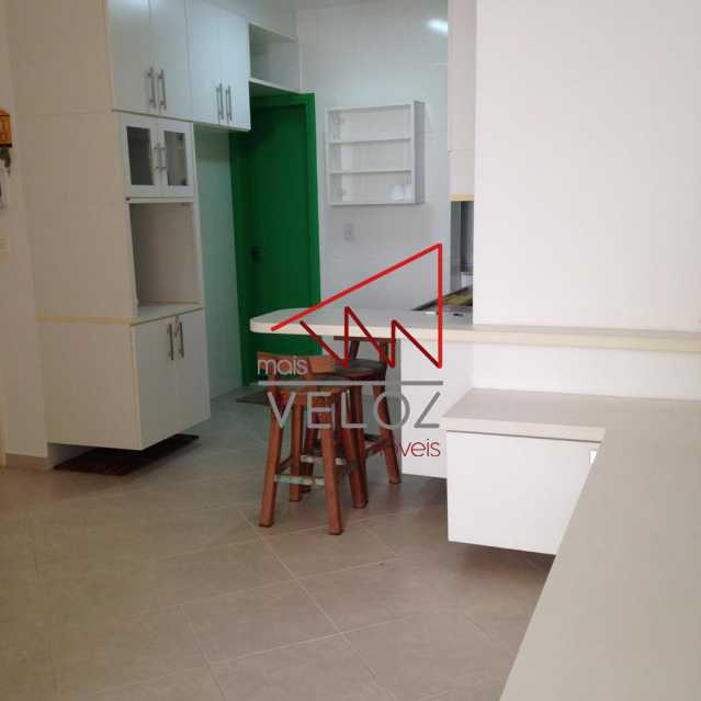 Apartamento à venda com 1 quarto, 50m² - Foto 16