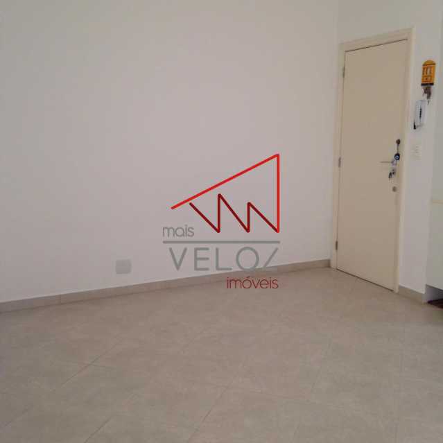 Apartamento à venda com 1 quarto, 50m² - Foto 10