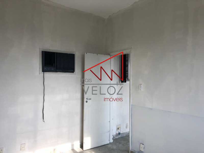 Apartamento à venda com 1 quarto, 37m² - Foto 10