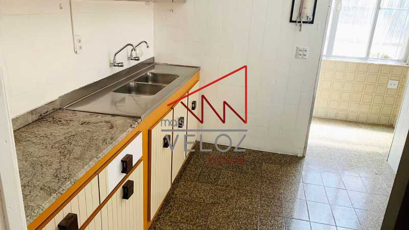 Apartamento à venda com 3 quartos, 175m² - Foto 18