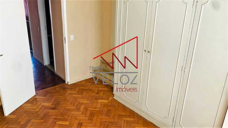 Apartamento à venda com 3 quartos, 175m² - Foto 9