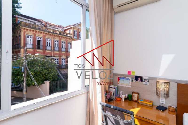 Apartamento à venda com 4 quartos, 140m² - Foto 19