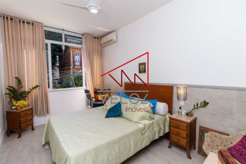 Apartamento à venda com 4 quartos, 140m² - Foto 8