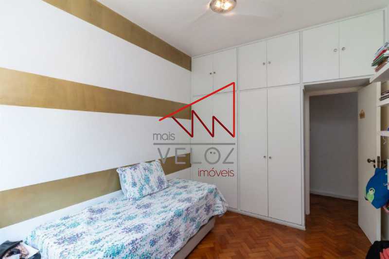 Apartamento à venda com 4 quartos, 140m² - Foto 18