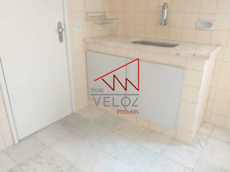 Apartamento à venda com 1 quarto, 60m² - Foto 23