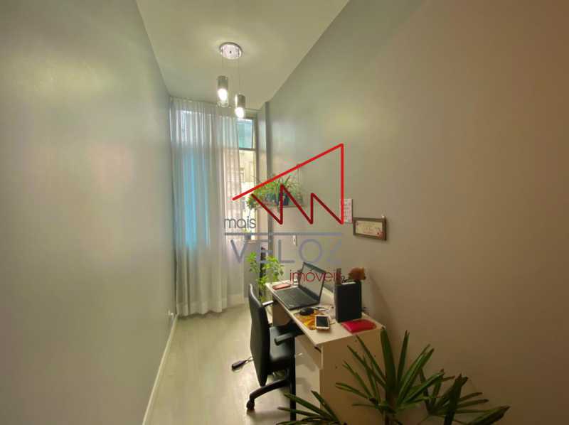 Apartamento à venda com 1 quarto, 65m² - Foto 9