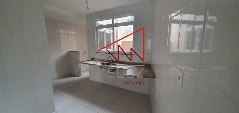 Casa à venda com 3 quartos, 143m² - Foto 11