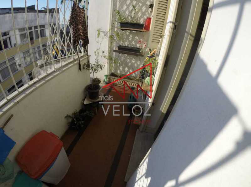 Apartamento à venda com 7 quartos, 227m² - Foto 8