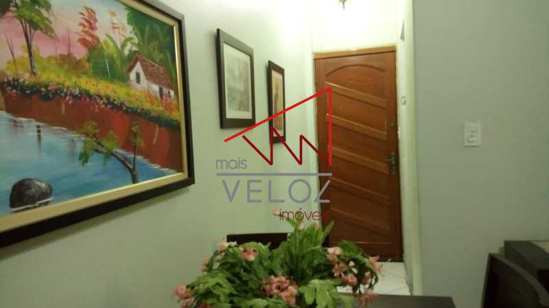 Apartamento à venda com 2 quartos, 42m² - Foto 4