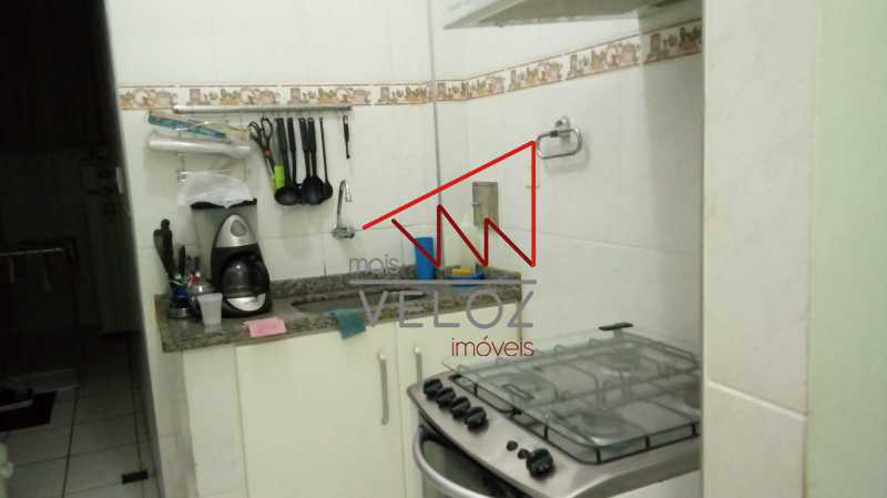 Apartamento à venda com 2 quartos, 42m² - Foto 11