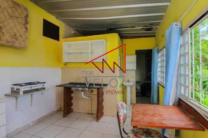 Casa à venda com 5 quartos, 190m² - Foto 8