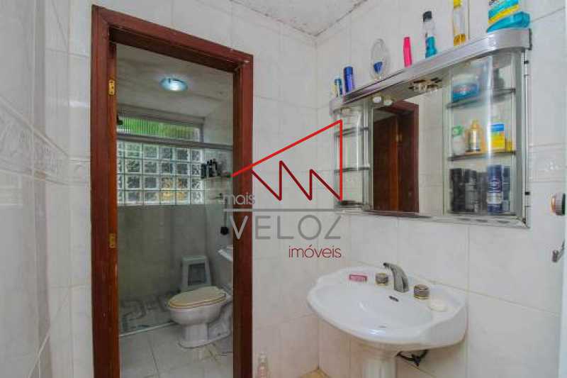 Casa à venda com 5 quartos, 190m² - Foto 16