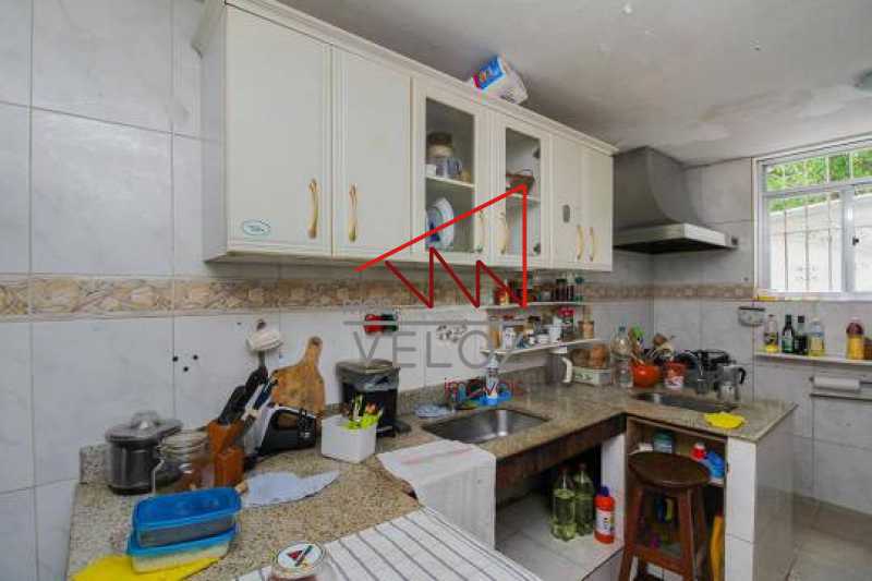 Casa à venda com 5 quartos, 190m² - Foto 18