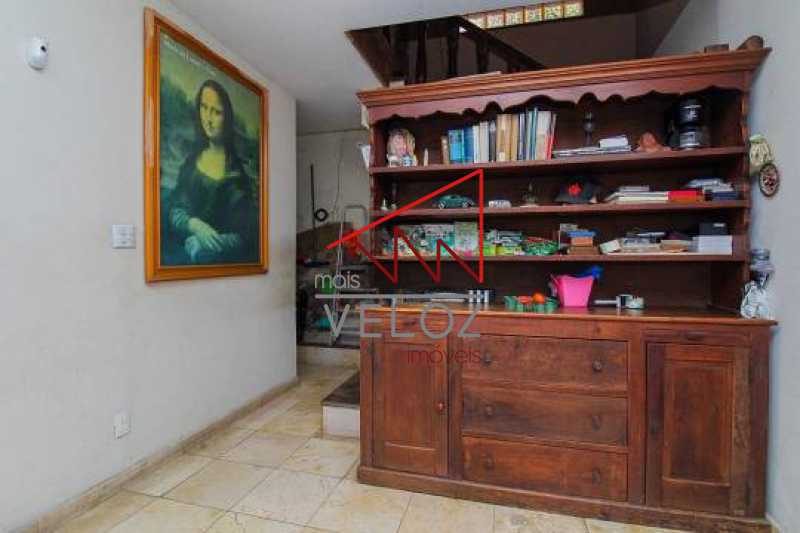 Casa à venda com 5 quartos, 190m² - Foto 22